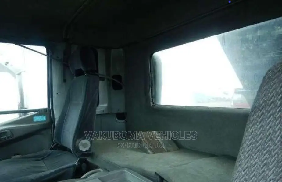 Fuso Fighter Truck