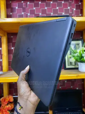 Laptop Dell Latitude E7450 8GB Intel Core I5 HDD 500GB