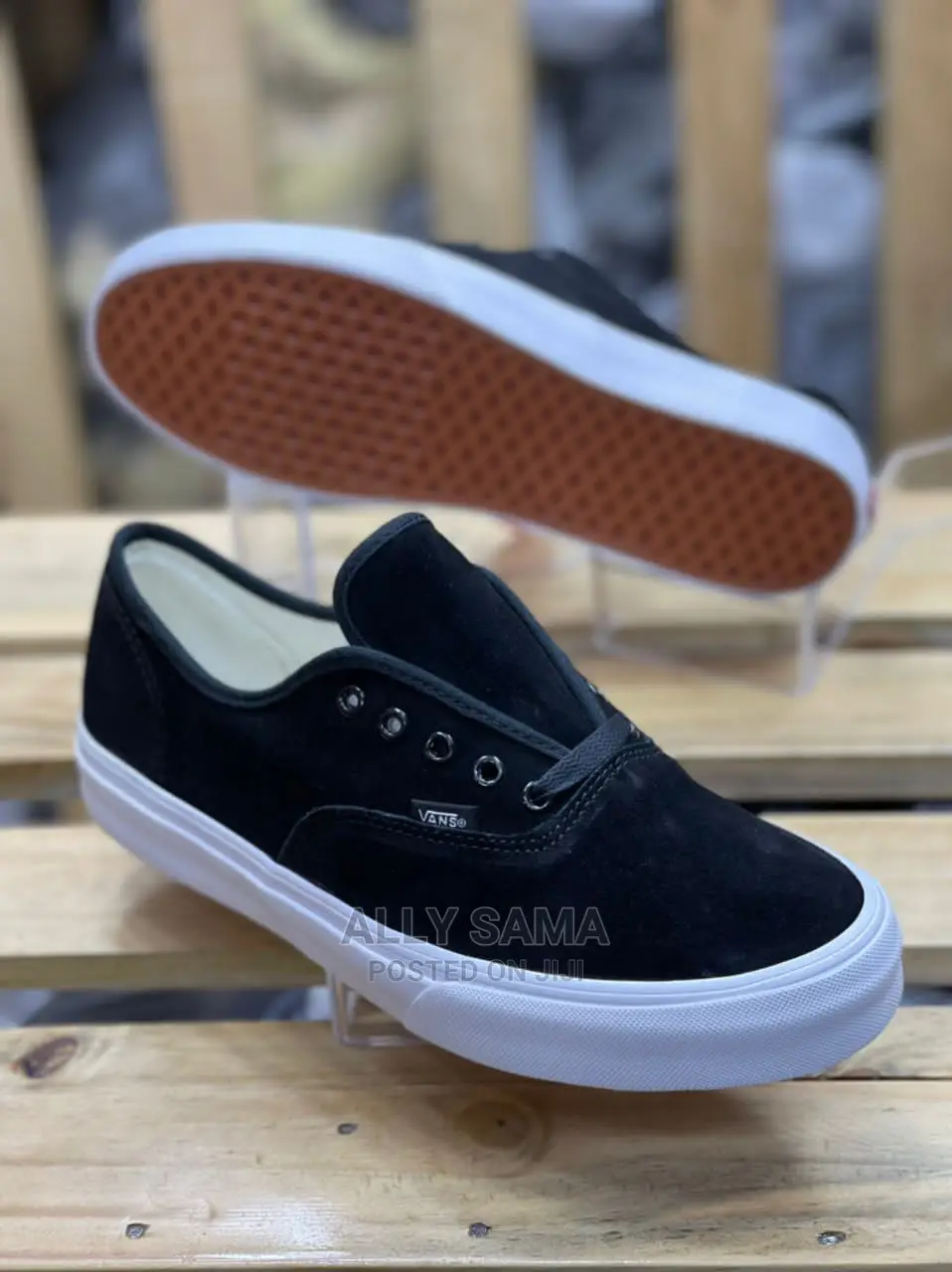 Vans Black White