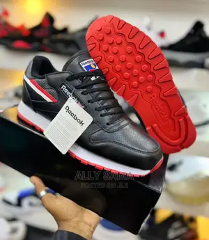 Reebok Black