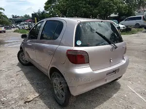 Toyota Vitz 2002 Pink