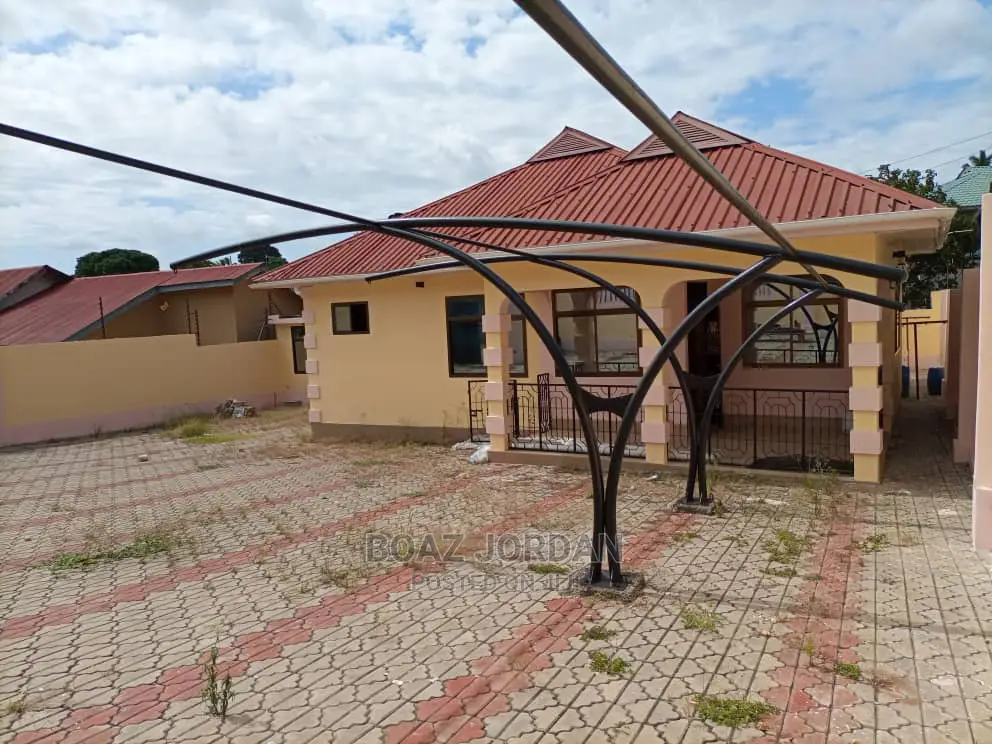 Furnished 3bdrm House in Boaz Mwakyembe, Kinondoni for Sale