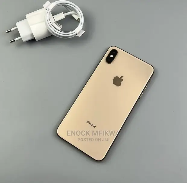 Apple iPhone XS Max 64 GB Gold in Ilala - Mobile Phones
