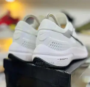 Lady's Nike Zoom