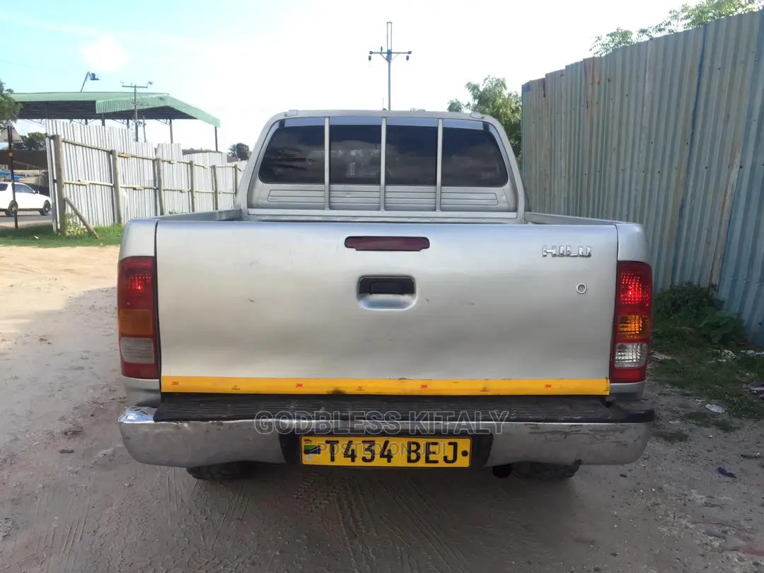 Toyota Hilux 2009 Silver