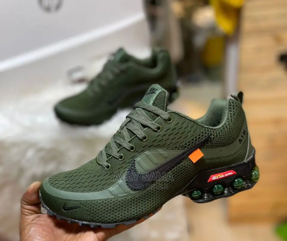 Nike Ultra Green