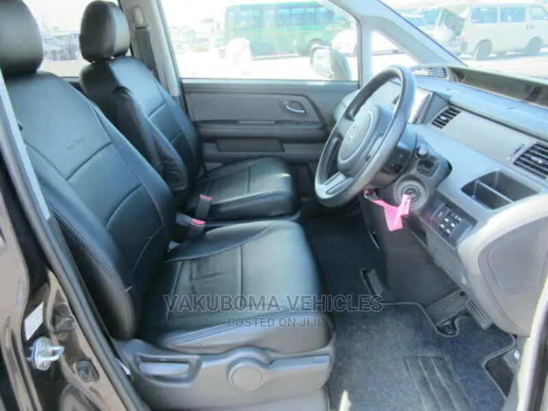 Honda Stepwgn 2006 Black