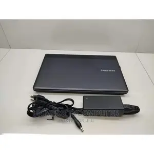 Laptop Samsung NP305E7 4GB Intel Core I3 HDD 750GB