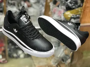 Adidas Black White