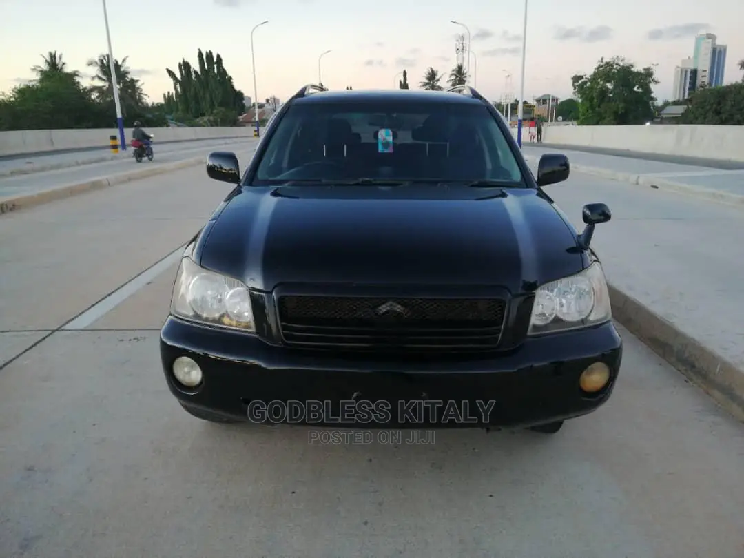Toyota Kluger 2001 Black