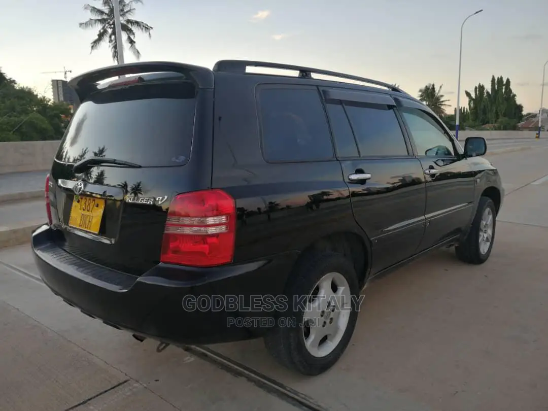 Toyota Kluger 2001 Black