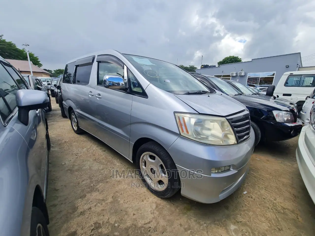 Toyota Alphard 2004 Silver