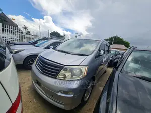 Toyota Alphard 2004 Silver