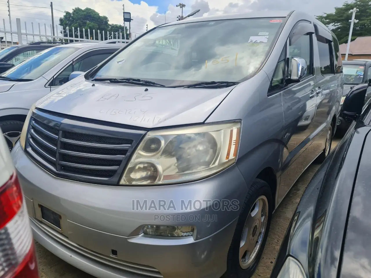 Toyota Alphard 2004 Silver