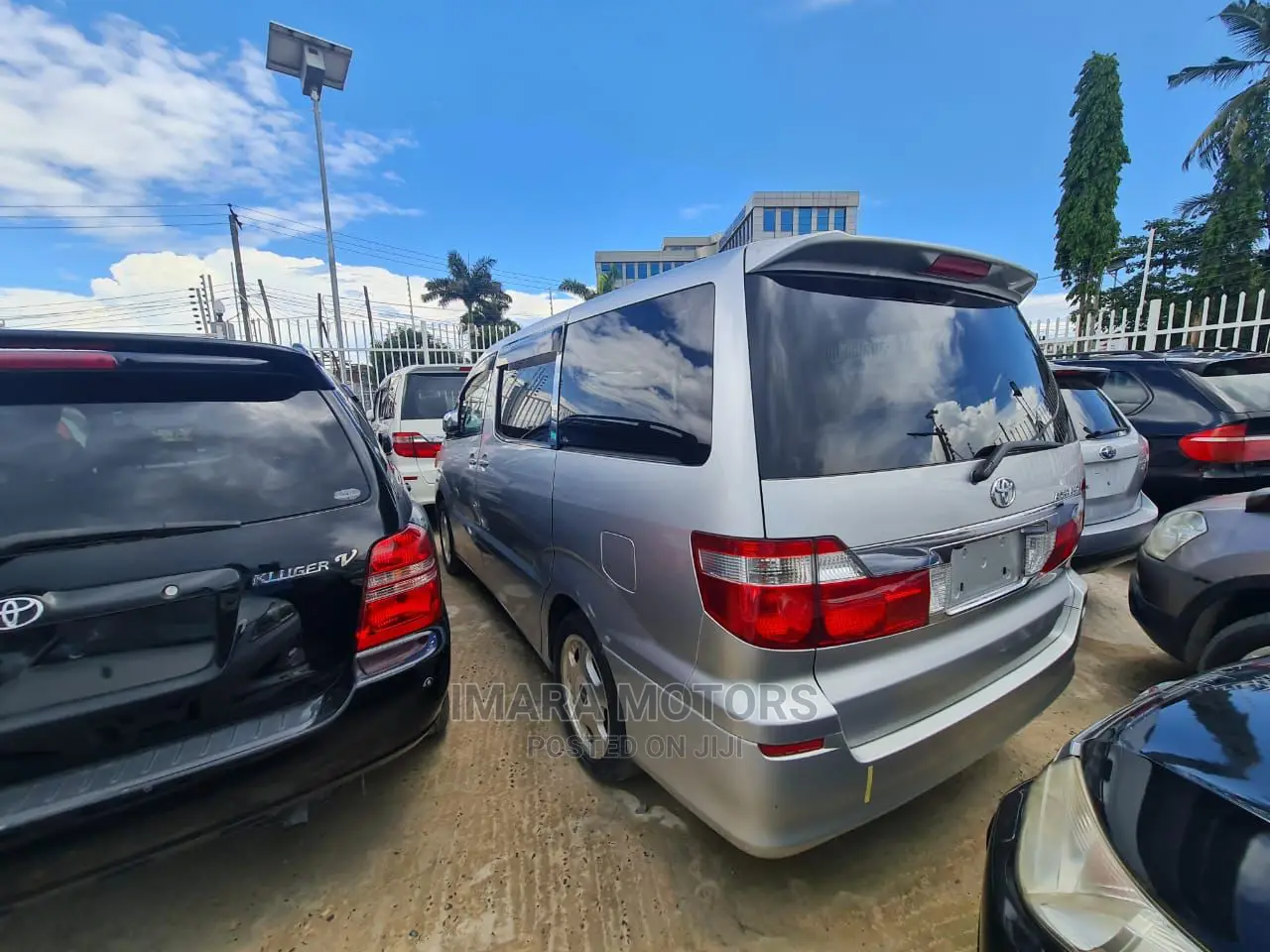 Toyota Alphard 2004 Silver