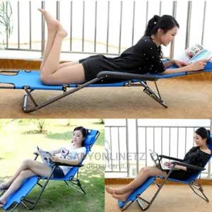 Folding Lounge Chair