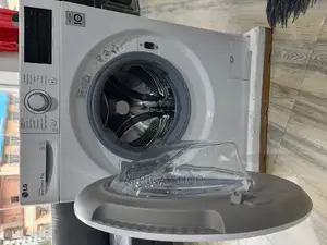 LG 7kg Front Load Washing Machine F