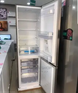 H370BI WD Hisense Refrigerator With Water Dispenser