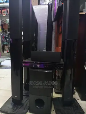LG Homethitre 1000 Watts