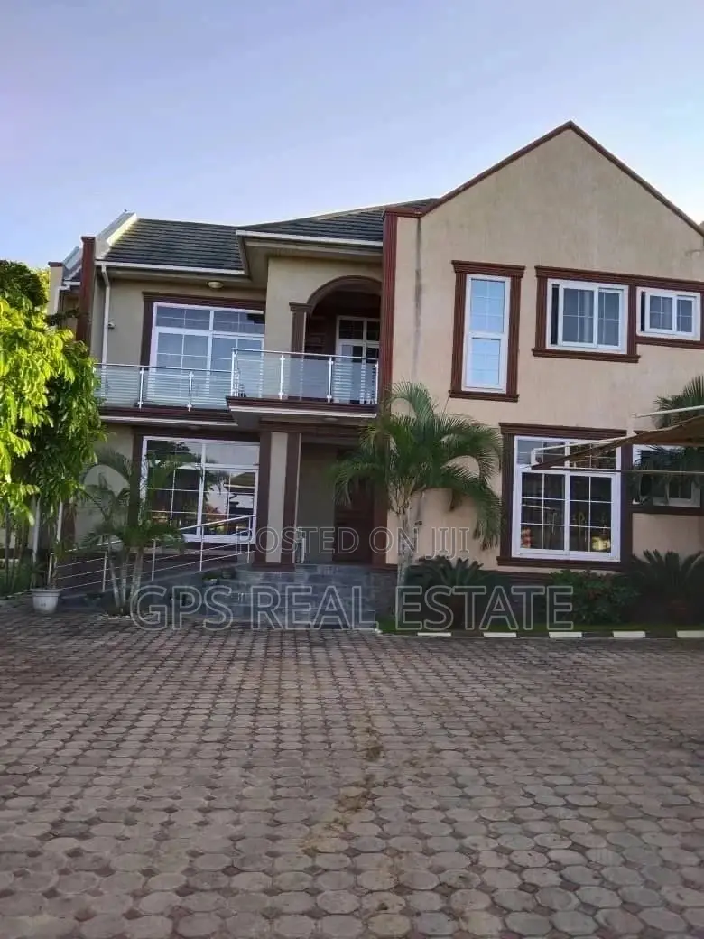 5bdrm House in Mansa Mansa, Kinondoni for Sale
