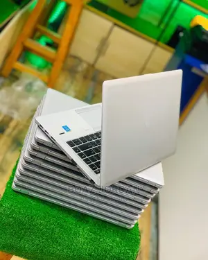 New Laptop HP EliteBook Folio 4GB Intel Core I5 HDD 500GB