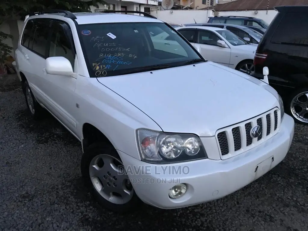Toyota Kluger 2004 White