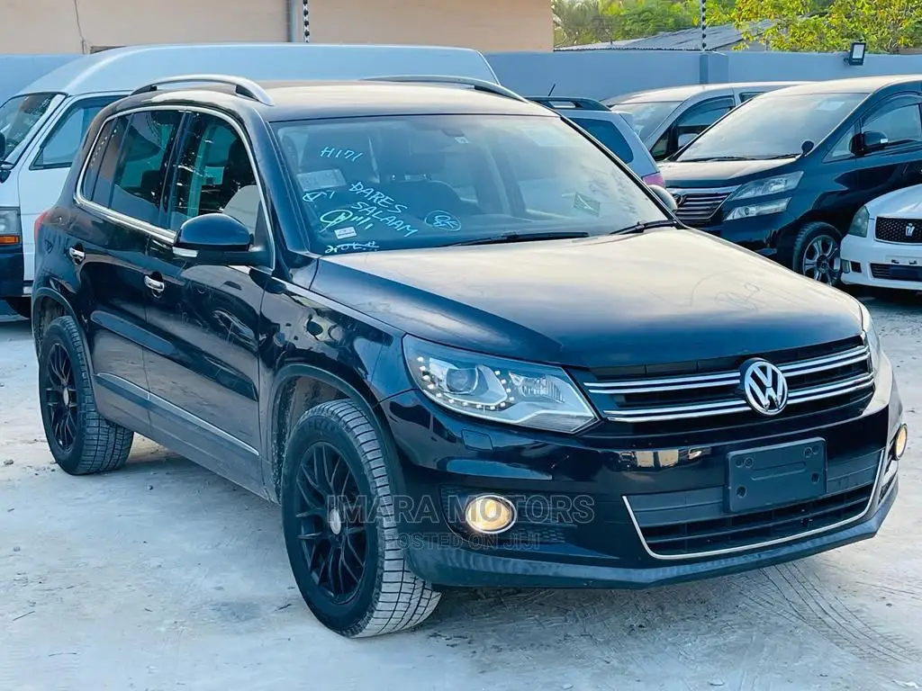 Volkswagen Tiguan 2012 Black