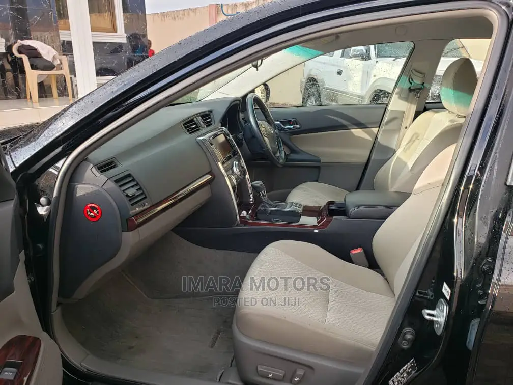 Toyota Mark X 2010 Black
