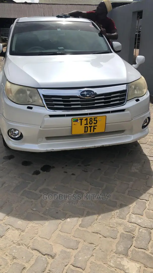 Subaru Forester 2009 White
