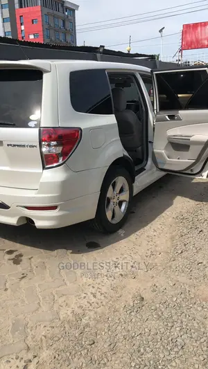 Subaru Forester 2009 White