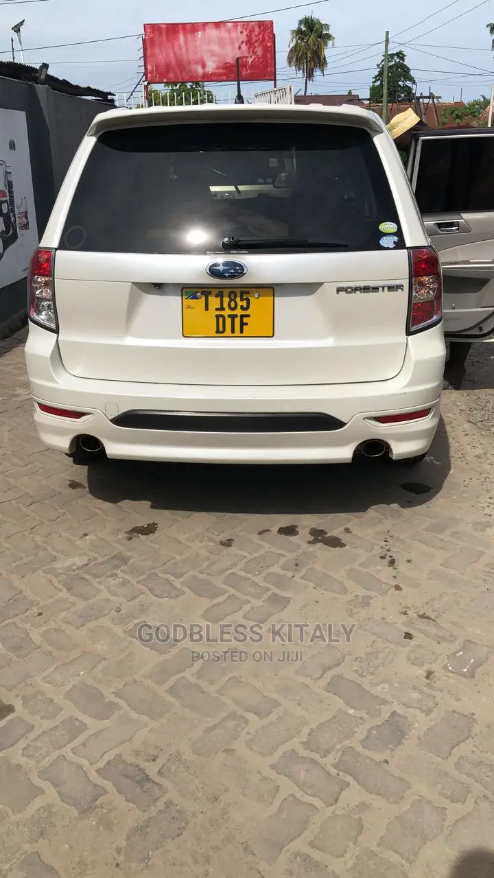 Subaru Forester 2009 White