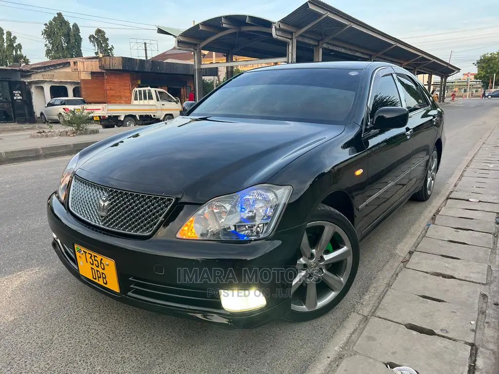 Toyota Crown 2007 Black