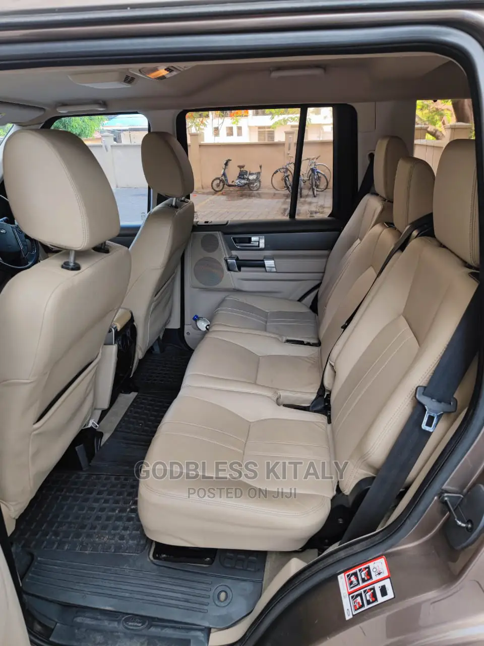 Land Rover Discovery 2005 Gold