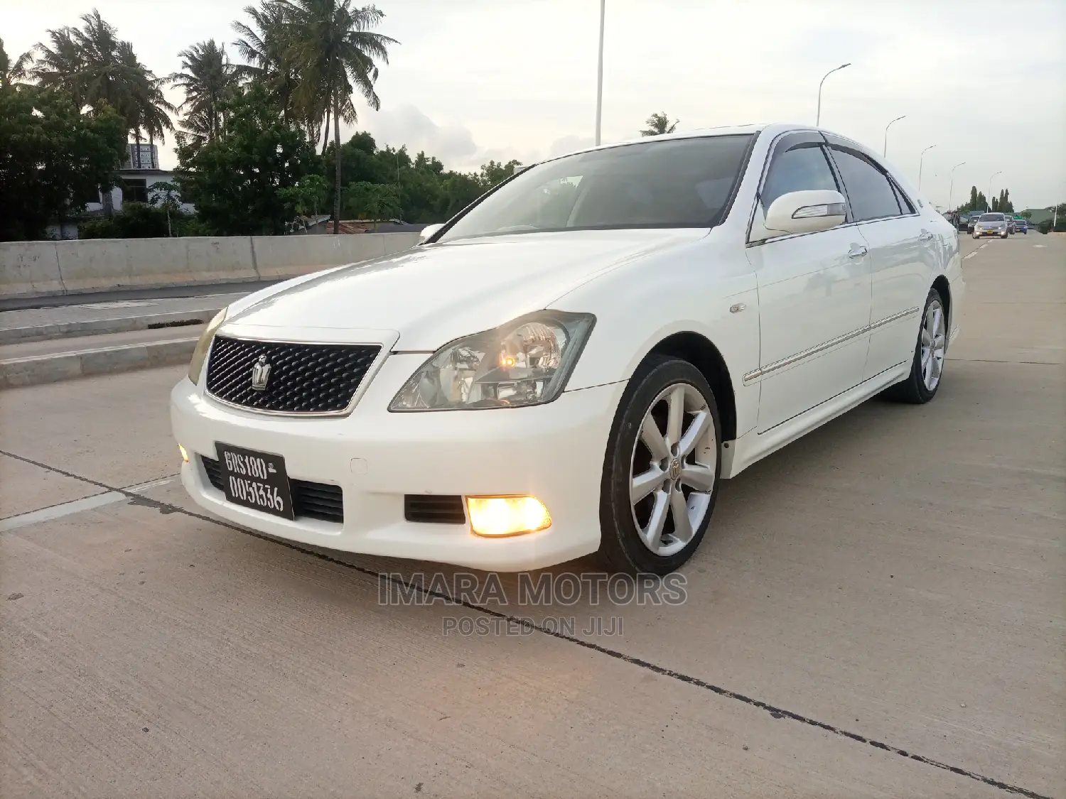 Toyota Crown 2007 White