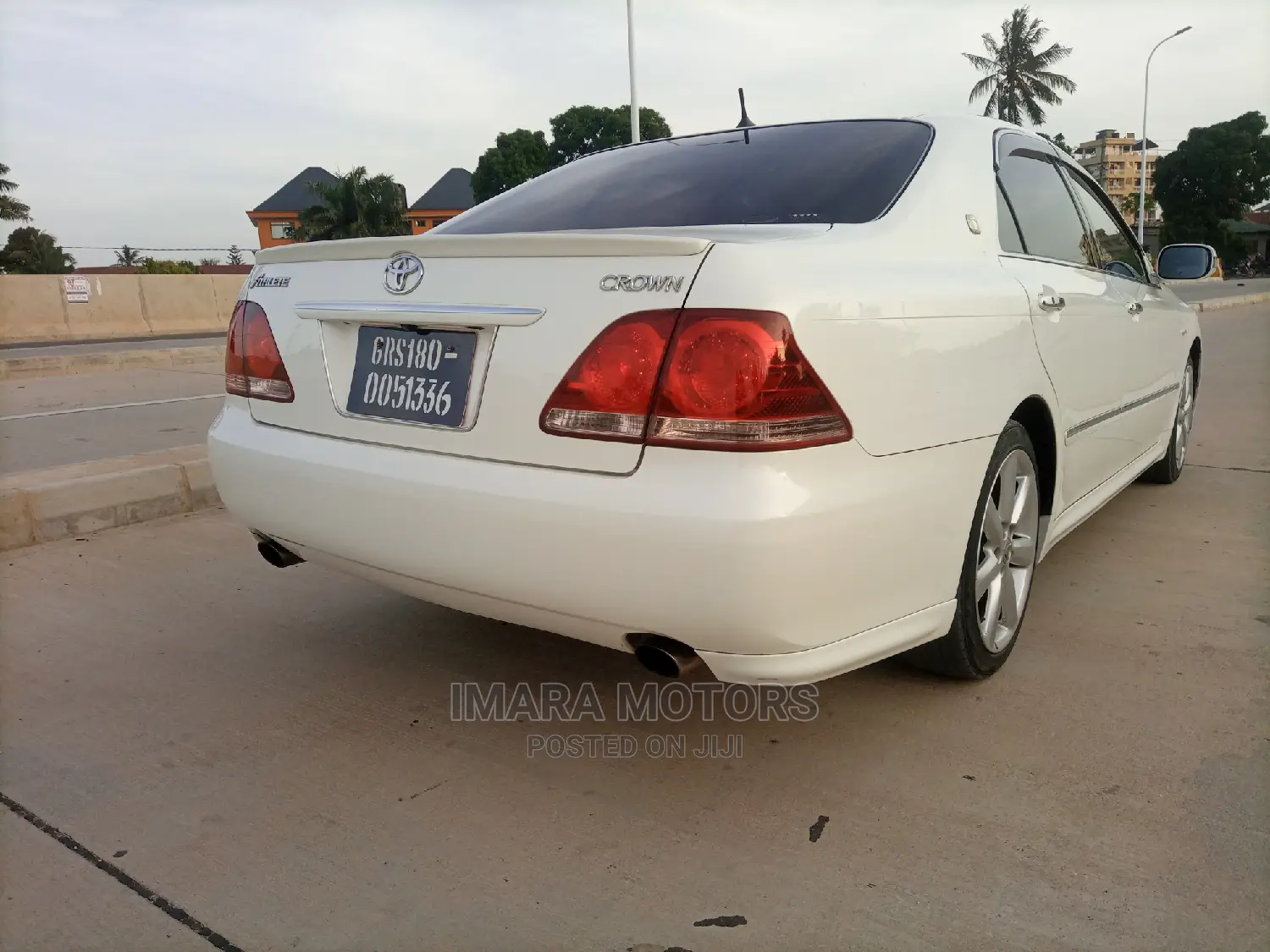 Toyota Crown 2007 White