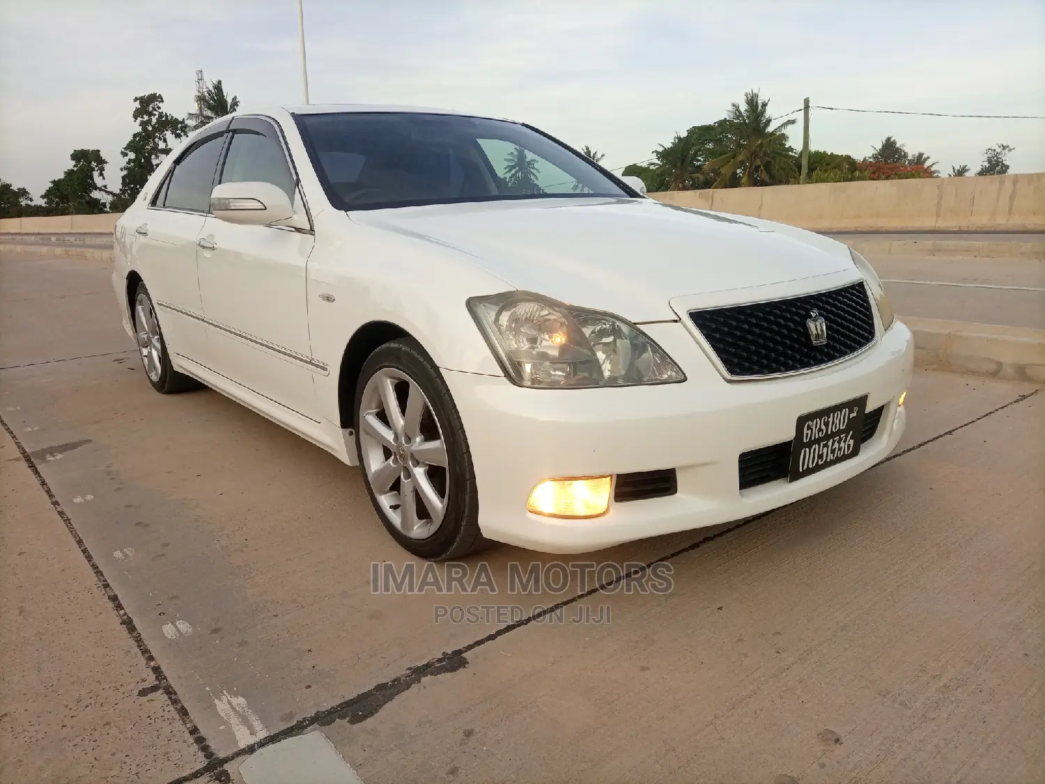 Toyota Crown 2007 White
