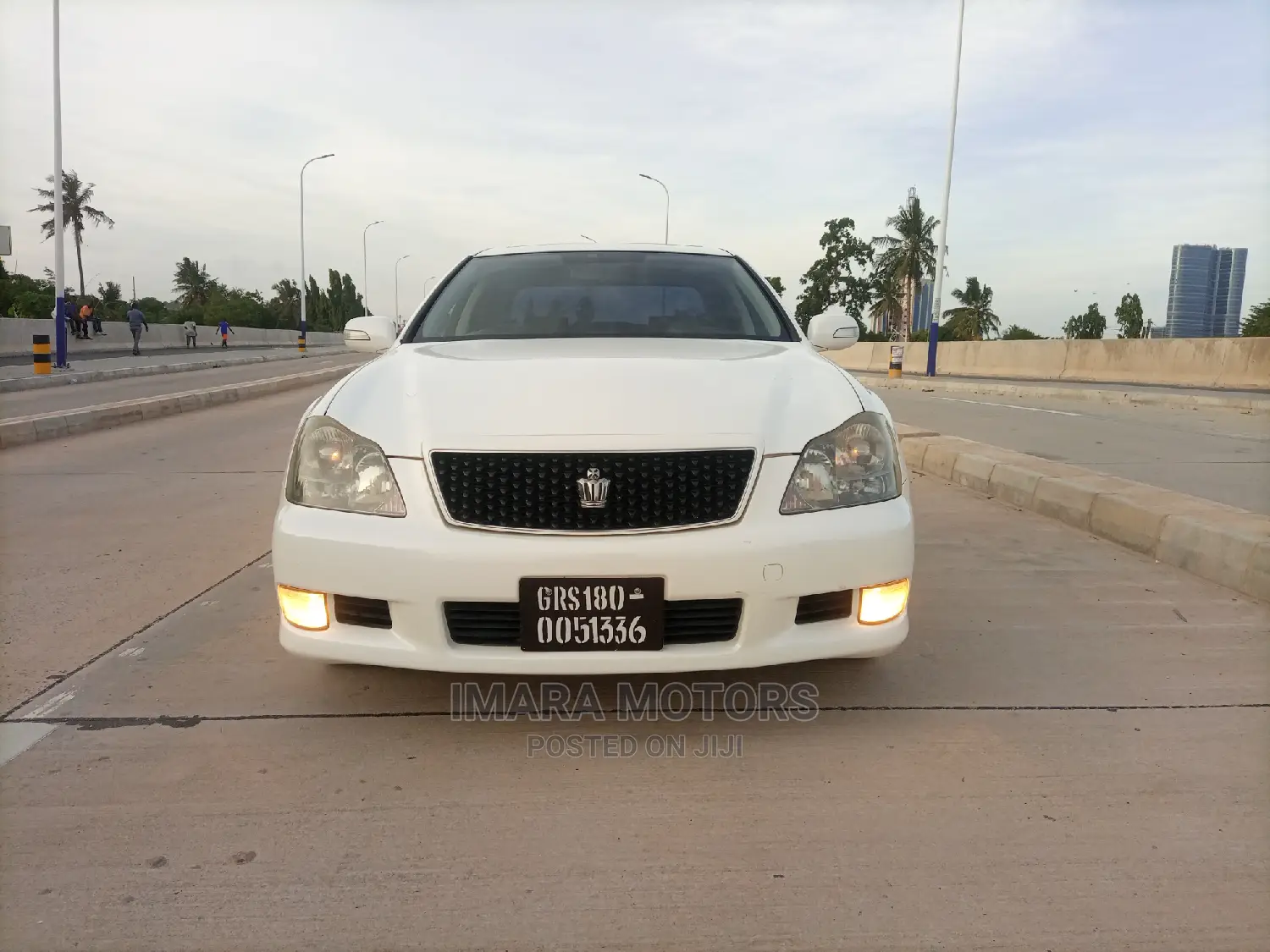 Toyota Crown 2007 White