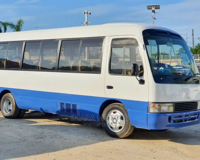 Toyota Coaster 1999 White