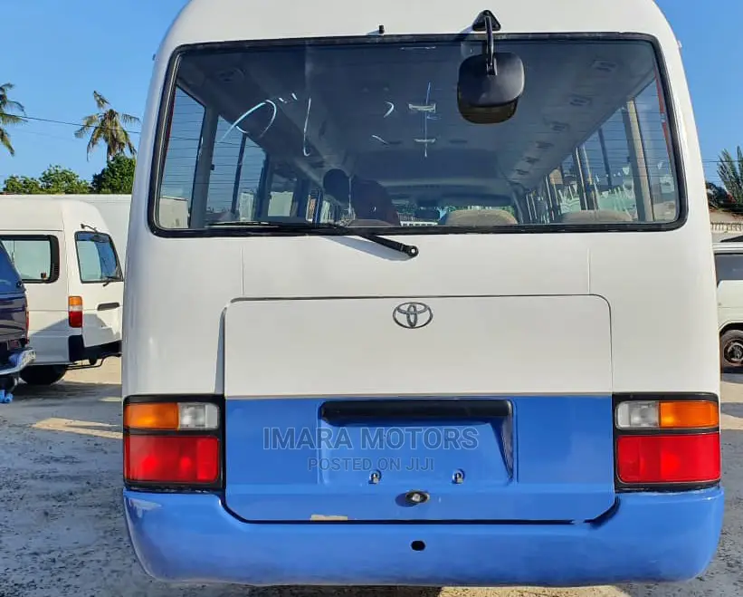 Toyota Coaster 1999 White