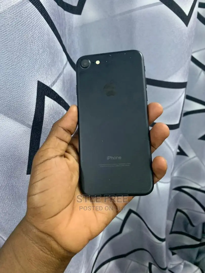 Apple iPhone 7 32 GB Black
