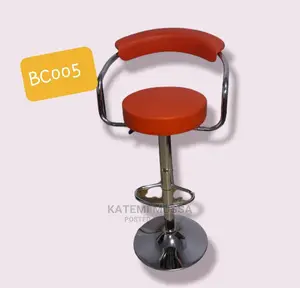 Kiti Cha Saloon