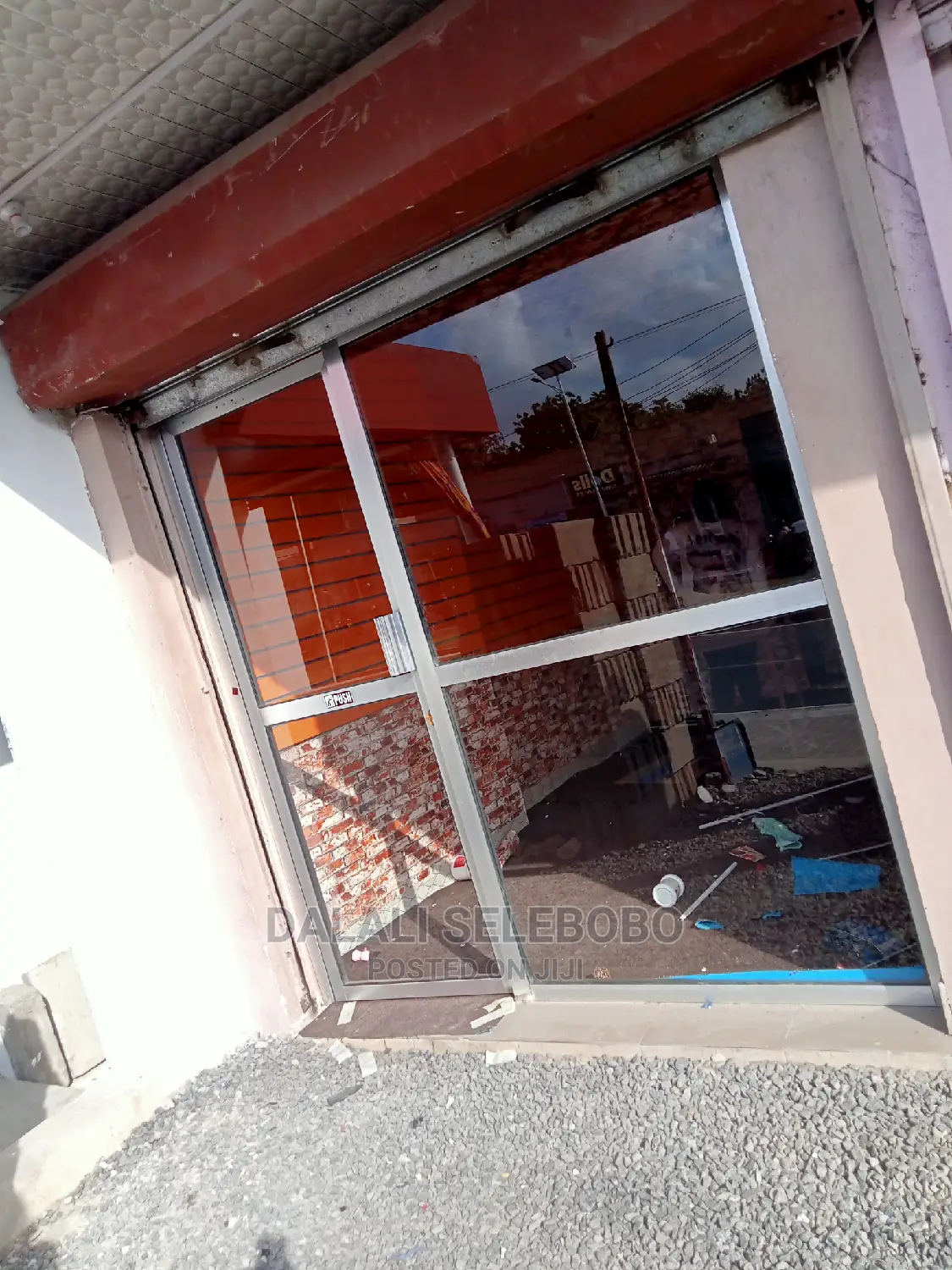 Frem Inatizama Main Road