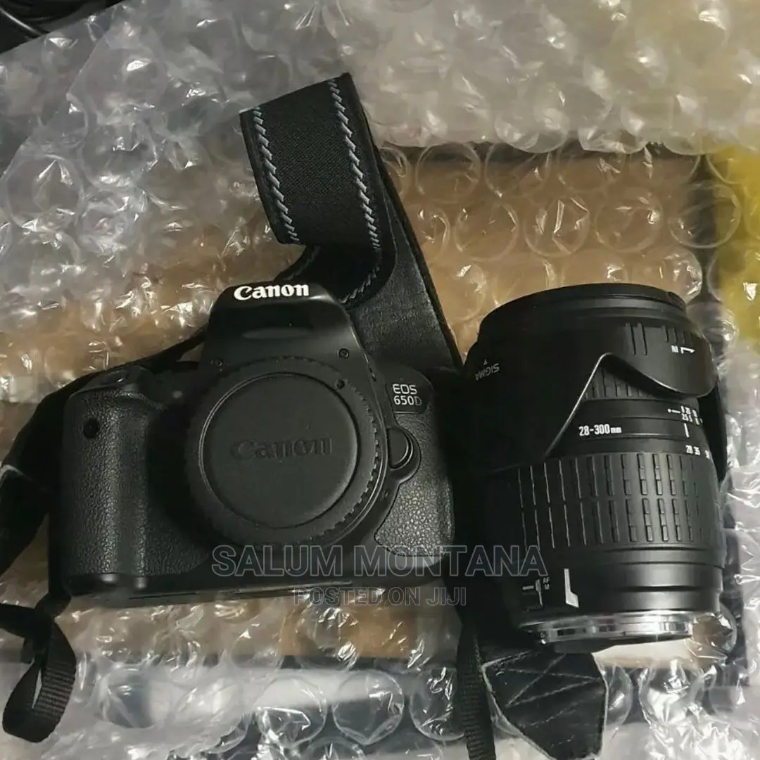 Canon 650D With Lens 18_55mm