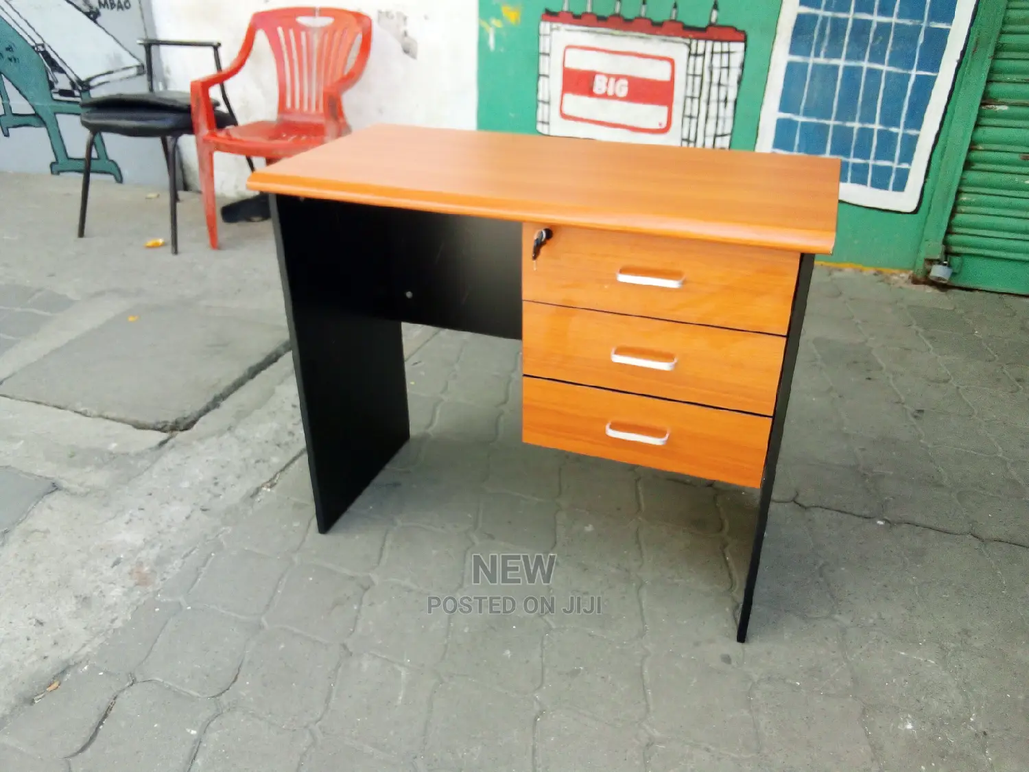 Office Desk