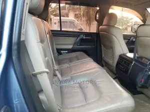 Toyota Land Cruiser 2009