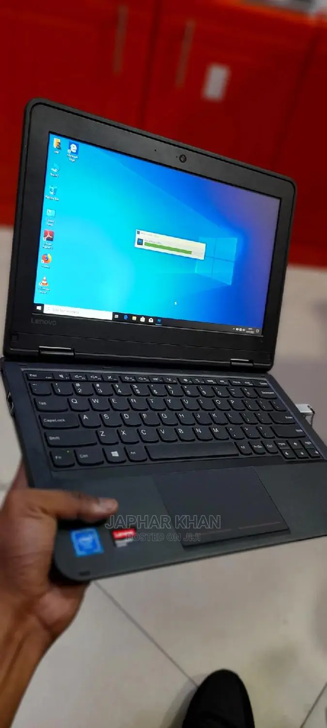 New Laptop Lenovo Yoga 11e 4GB Intel Celeron SSD 128GB