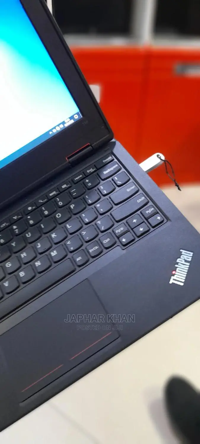New Laptop Lenovo Yoga 11e 4GB Intel Celeron SSD 128GB