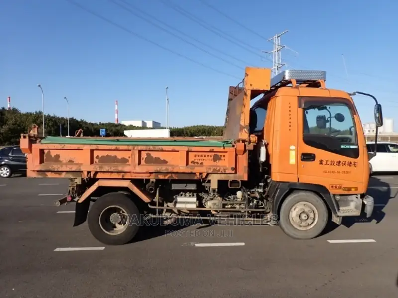 Isuzu Forward Truck