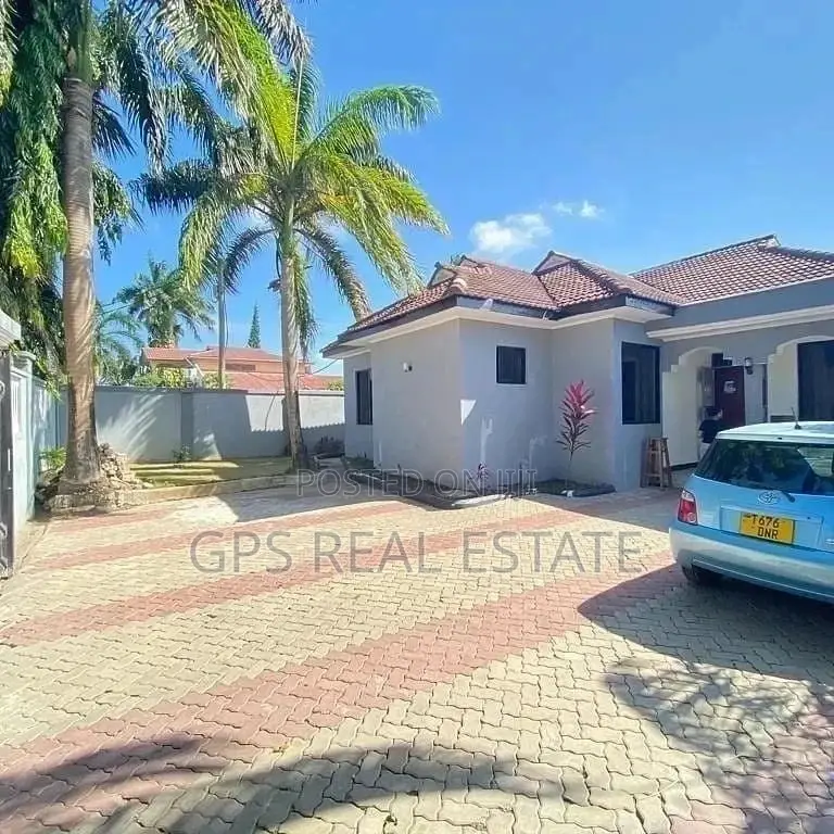 3bdrm House in Safari Slayo, Kinondoni for Sale