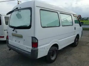 Nissan Caravan (Urvan) 2004 White